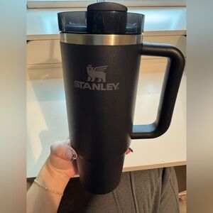 Black Stanley 30 oz tumbler